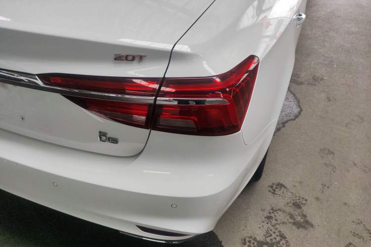 Used Roewe i6 2018 20T Automatic Flagship Edition
