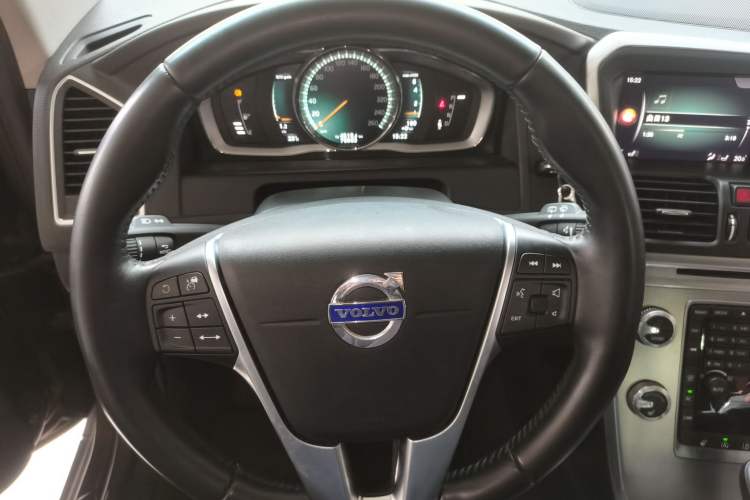 Used Volvo XC60 2017 T5 AWD Smart Upgrade Edition