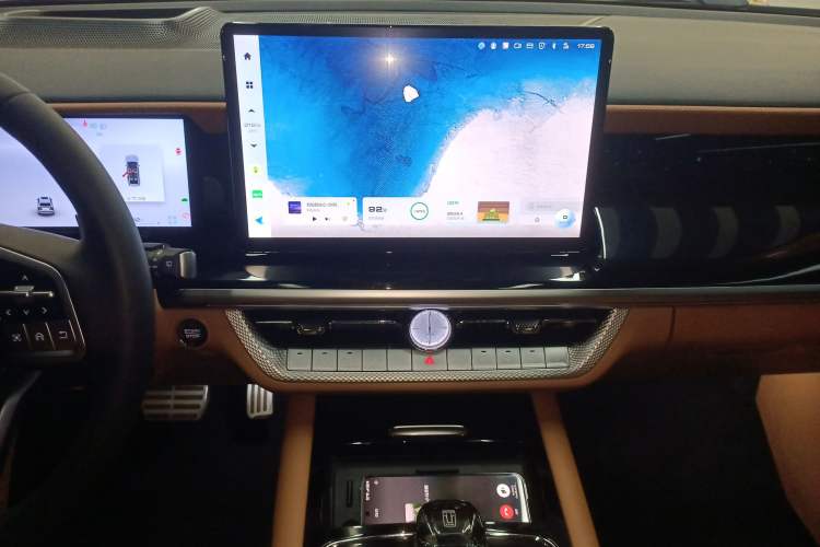 Used Tank 500 New Energy 2024 Hi4-T
