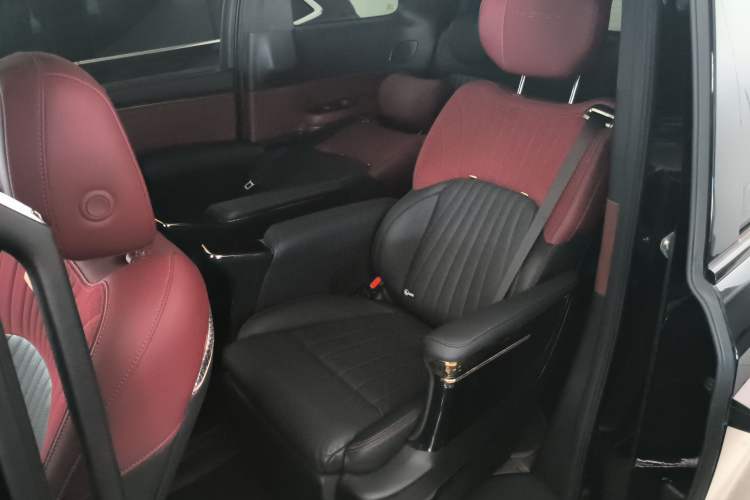 Used GAC Trumpchi M8 2023 Zongshi Series Dual-Motor YuZun Edition
