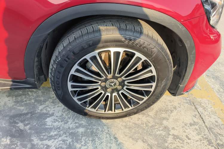 Used Mercedes-Benz GLC 2019 GLC 260 L 4MATIC Dynamic Model
