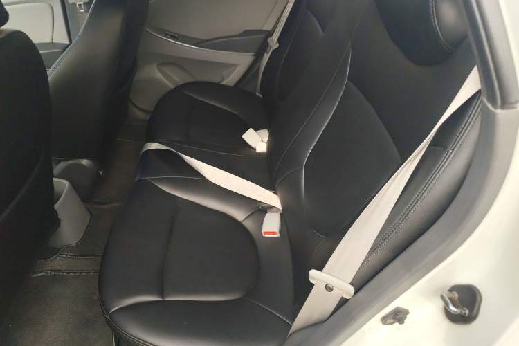 Used Hyundai Verna (older generation) 2014 1.4L Automatic Smart GLS