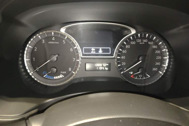 Used Infiniti QX60 2014 2.5 S/C Hybrid All-Wheel-Drive Versatile Edition
