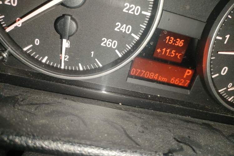 Used BMW X1 2014 sDrive18i Leading Model
