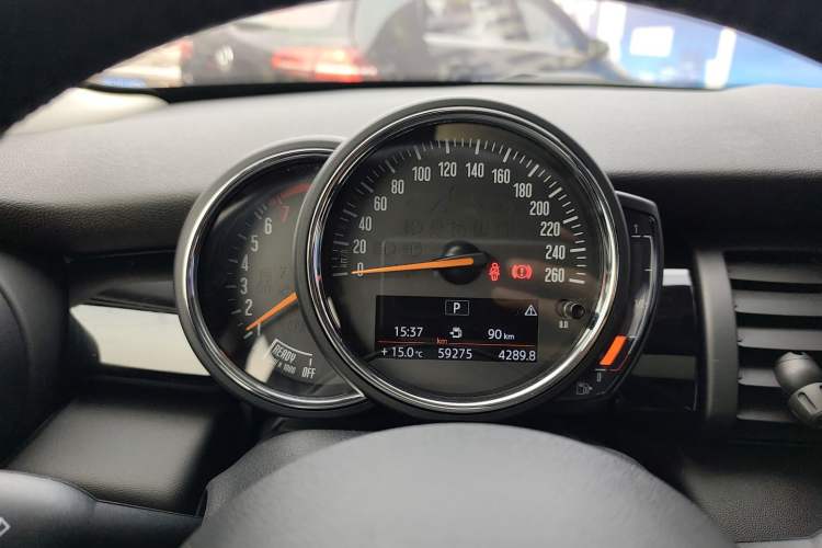 Used  MINI 2018 1.5T COOPER Classic Edition Five-Door Version