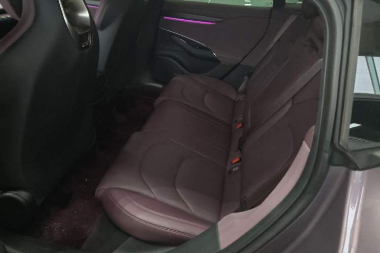 Used  SU7 2024 Four-Wheel Drive Ultra-Long Range Advanced Intelligent Driving Max Edition
