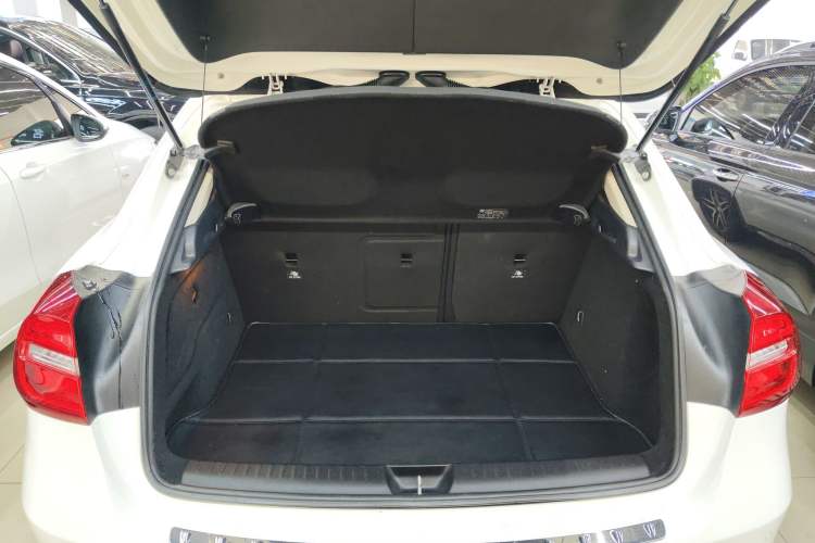 Used Mercedes-Benz GLA 2016 GLA 200 Fashion Model