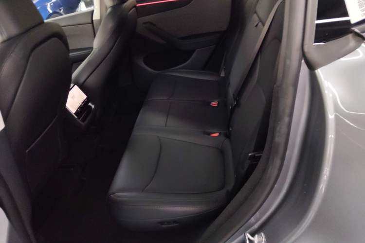 Used Tesla Model Y 2025 Rear-Wheel Drive First Edition