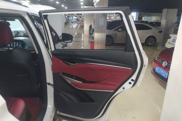 Used Changan CS75 PLUS 2021 1.5T Automatic Luxury Version
