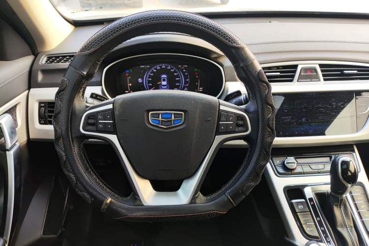 Used Geely Auto Emgrand X7 Sport 2018 1.8TD Automatic Two-Wheel Drive Smart Connect 4G Internet Edition