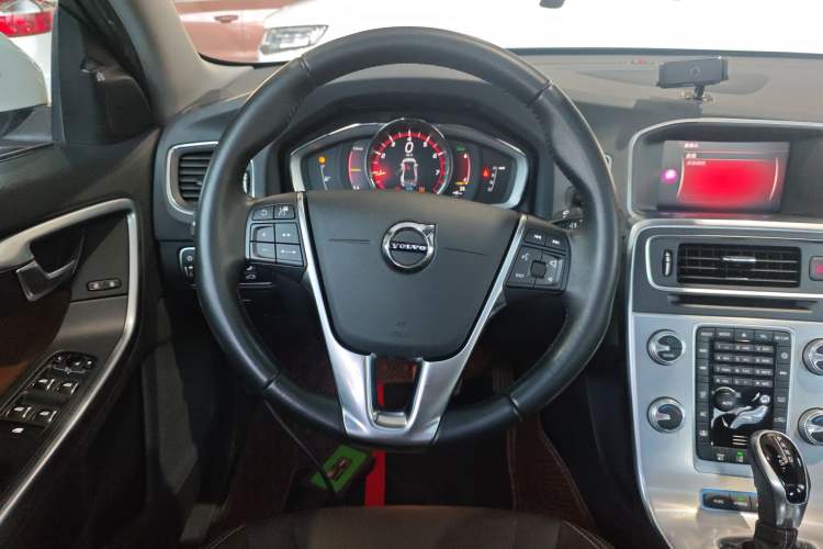 Used Volvo S60 New Energy 2019 S60L T6 E-Drive Hybrid Edition