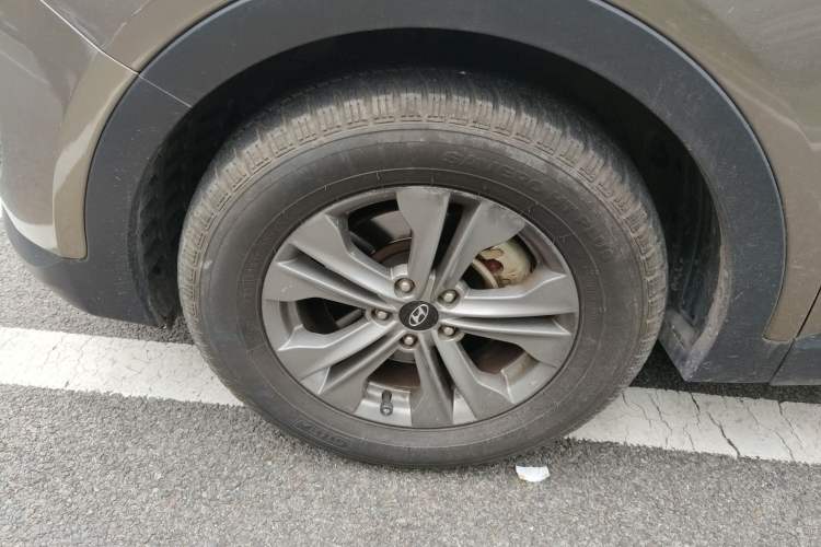 Used Hyundai Santa Fe 2013 2.4L Automatic 4x4 Comfort Edition
