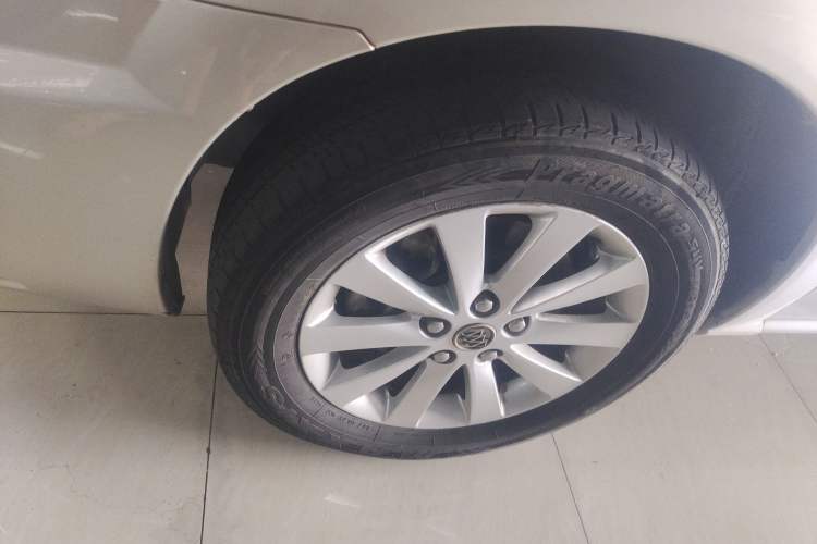 Used Buick GL8 2014 2.4L Classic Edition
