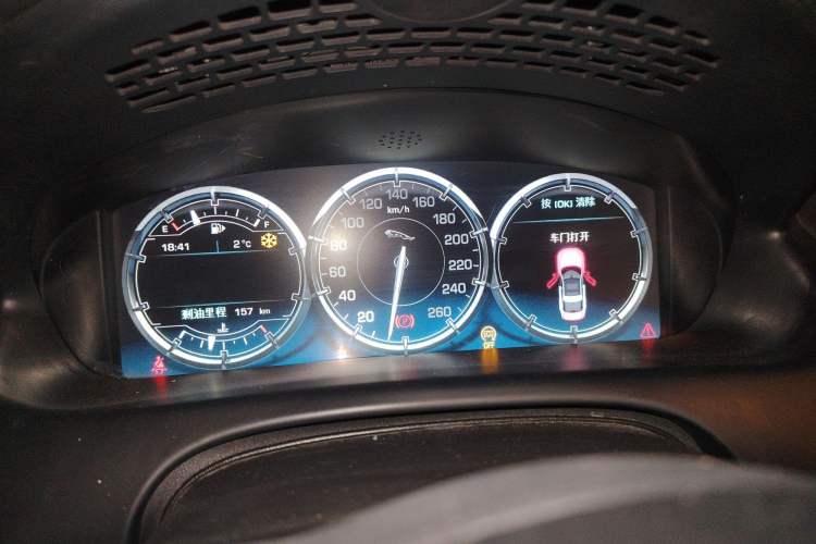 Used Jaguar XJ 2014 XJL 3.0 SC Two-Wheel-Drive Panoramic Business Edition