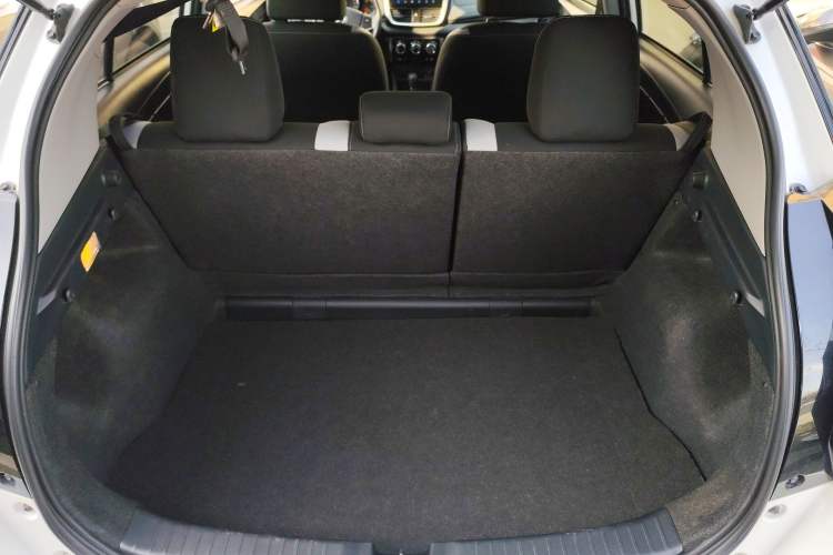 Used Toyota YARiS L 2022 X-Trail 1.5L CVT Leading PLUS Edition
