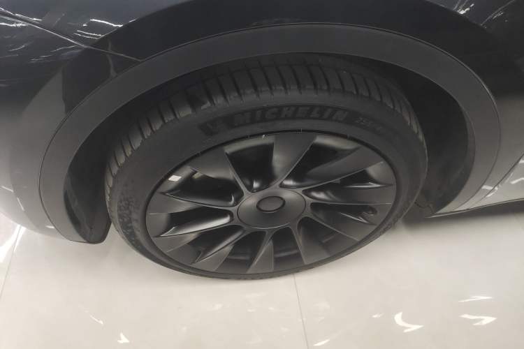 Used Tesla Model Y 2024 Rear-Wheel-Drive Version
