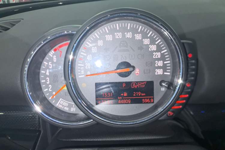 Used  Clubman 2016 Revised Version 1.5T COOPER Connoisseur Edition
