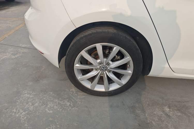 Used Volkswagen Golf 2015 1.4TSI Automatic Flagship Model
