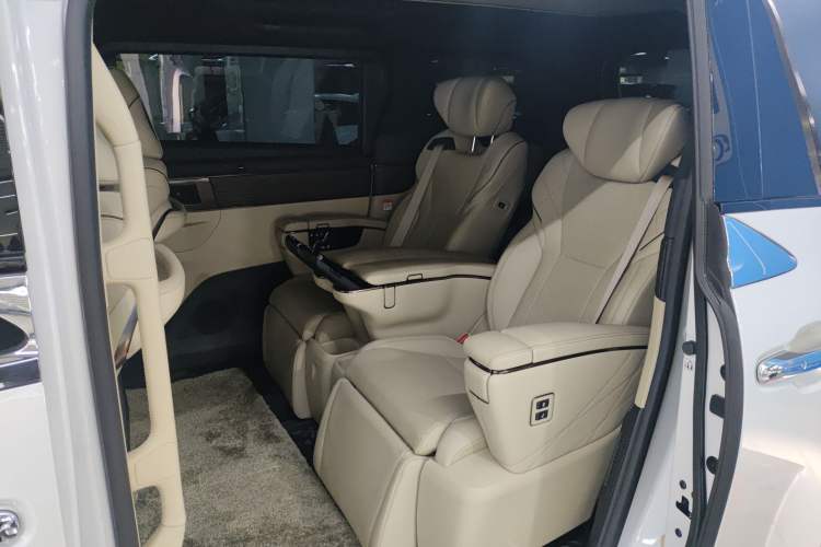 Used Toyota Vellfire 2024 Crown Dual-Engine 2.5L Supreme Executive Edition