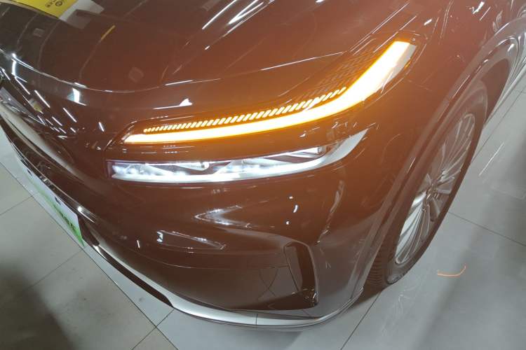 Used ONVO Luxeed L90 