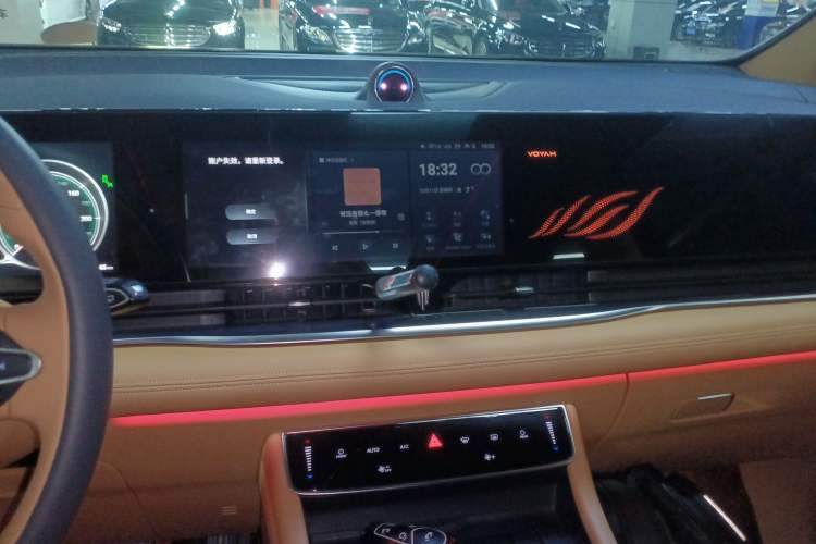 Used VOYAH Dream 2024 PHEV Extended-Range Premium Edition
