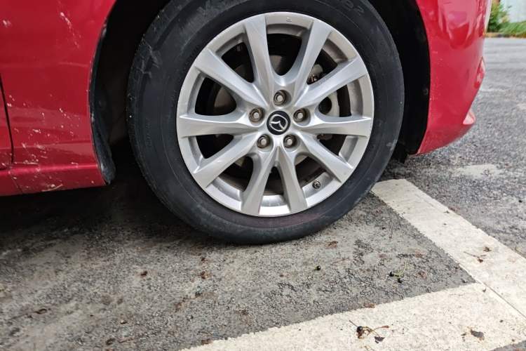 Used Mazda Atenza 2018 2.0L Blue Sky Luxury Edition China VI Standard
