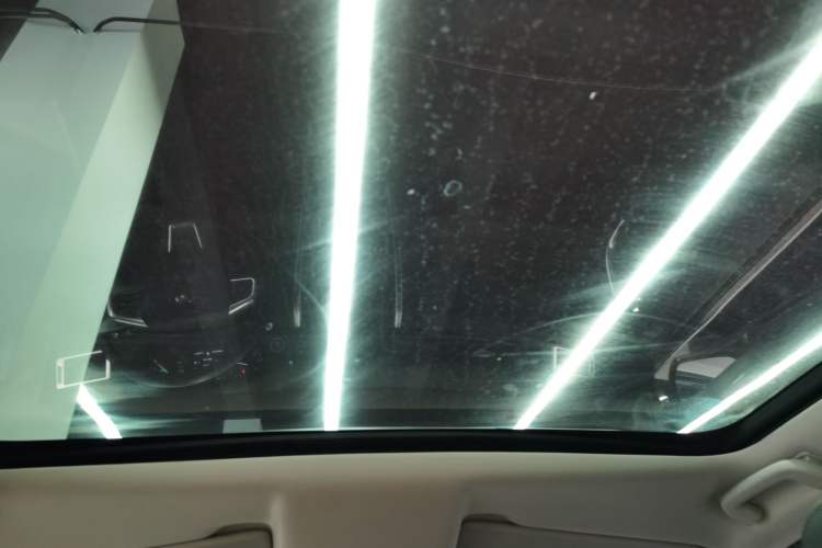 Used Land Rover Discovery Sport 2019 240 PS SE Version China VI Standard