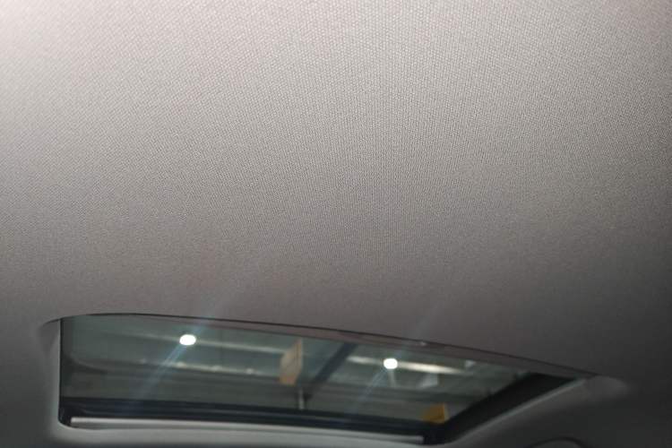 Used Toyota IZOA 2021 2.0L Yichi Version