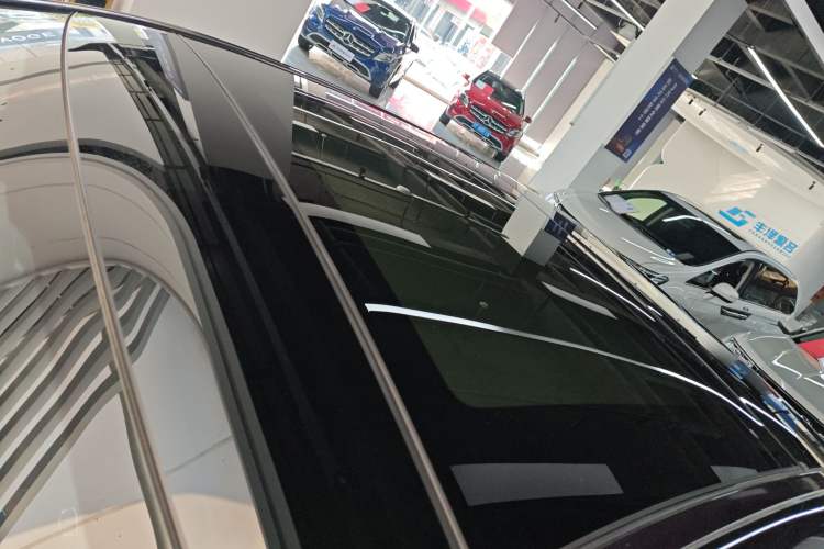 Used Mercedes-Benz E-Class 2023 Facelift E 260 L