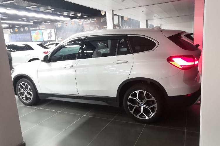 Used BMW X1 2021 sDrive25Li Leading Model
