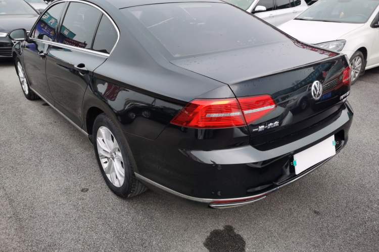 Used Volkswagen Magotan 2018 Facelift 330TSI DSG Luxury Model
