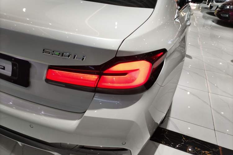 Used BMW 5 Series 2022 Second Facelift 530Li Luxury Version M Sport Package
