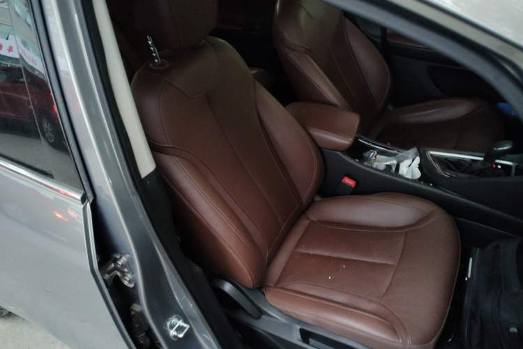 Used Buick GL6 2018 18T 6-Seater Prestige Model