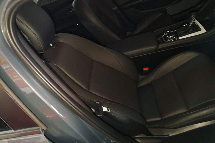 Used Mazda Mazda 3 Axela 2023 2.0L Automatic ZhiZhen Edition