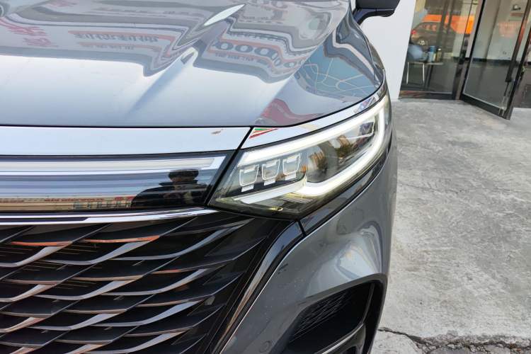 Used Roewe iMAX8 2021 400TGI Supreme Series Lu Zun Edition