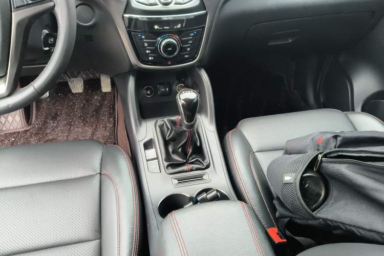 Used Changan CS75 2014 2.0L Manual Luxury Version China IV Standard