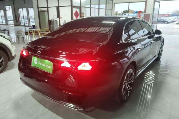 Used Mercedes-Benz E-Class New Energy 2024 E 350 e L Plug-in Hybrid Sedan
