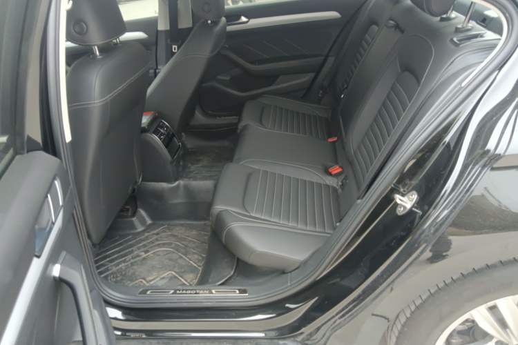 Used Volkswagen Magotan 2025 Zhongxiang Version 280TSI DSG Comfort Edition
