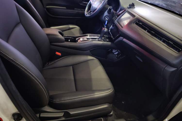 Used Honda Vezel 2020 220 TURBO CVT Elite Edition
