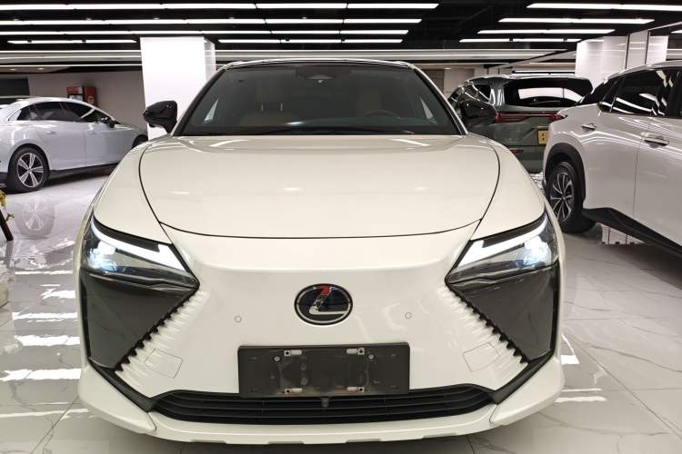 Used Lexus RZ 2023 450e All-Wheel Drive Luxury Edition

