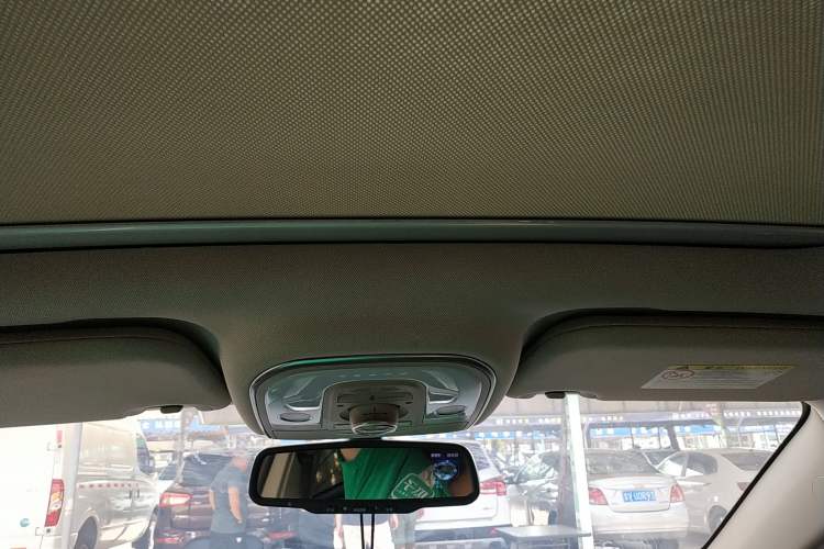 Used BYD Yuan New Energy 2018 EV360 Smart Connect Cool Edition
