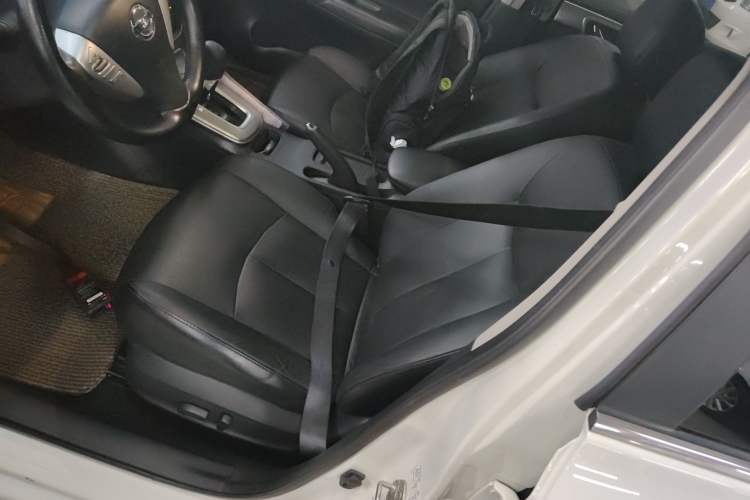 Used Nissan Sylphy 2014 1.6XV CVT Deluxe Edition
