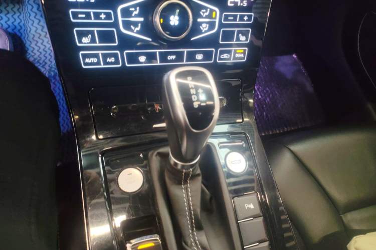 Used Hongqi H5 2019 30TD Smart Connect Dynamic Edition
