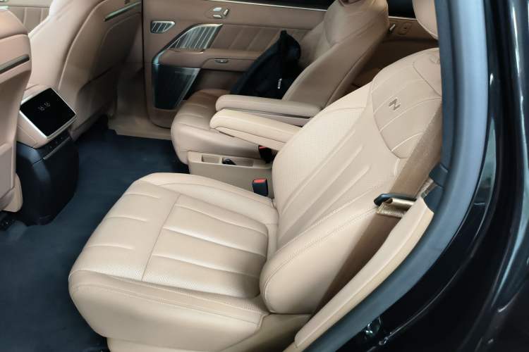 Used ONVO Luxeed L90 2025 Model—Max Six-Seater Version