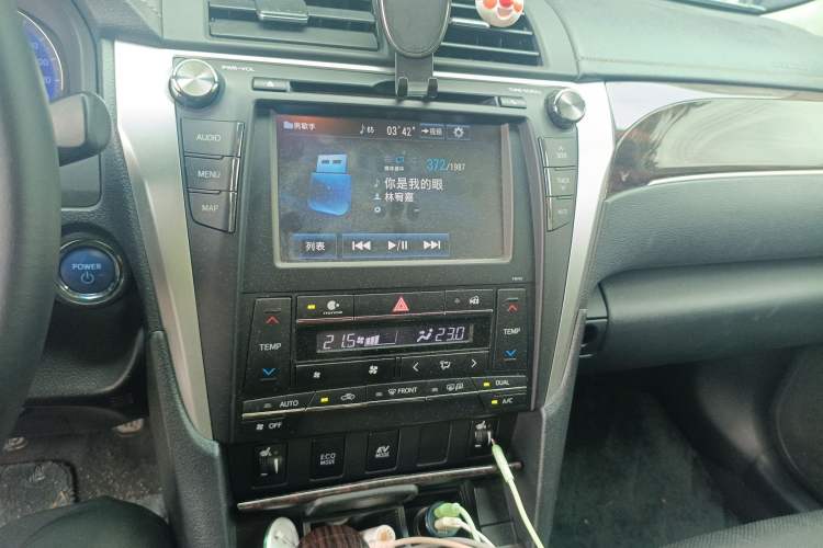 Used Toyota Camry 2016 Dual-Engine 2.5 HG 10th Anniversary Deluxe Navigation Edition
