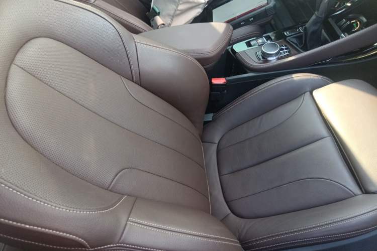 Used BMW X1 2016 xDrive20Li Luxury Model
