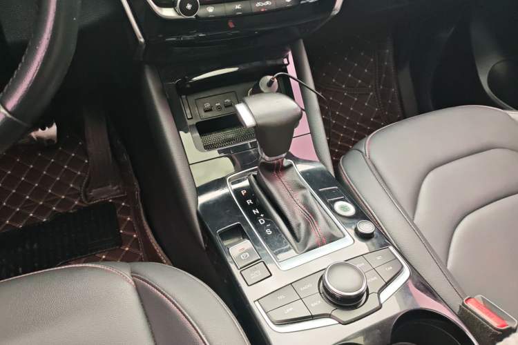 Used BORGWARD BX5 2017 20TGDI Automatic Two-Wheel Drive Pioneer Edition