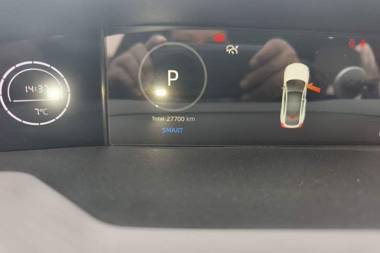 Used Changan UNI-V 2022 1.5T Smart Navigation Version
