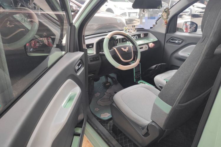 Used Wuling Hongguang MINIEV 2022 Macaron Premium Model – Lithium Ternary Battery
