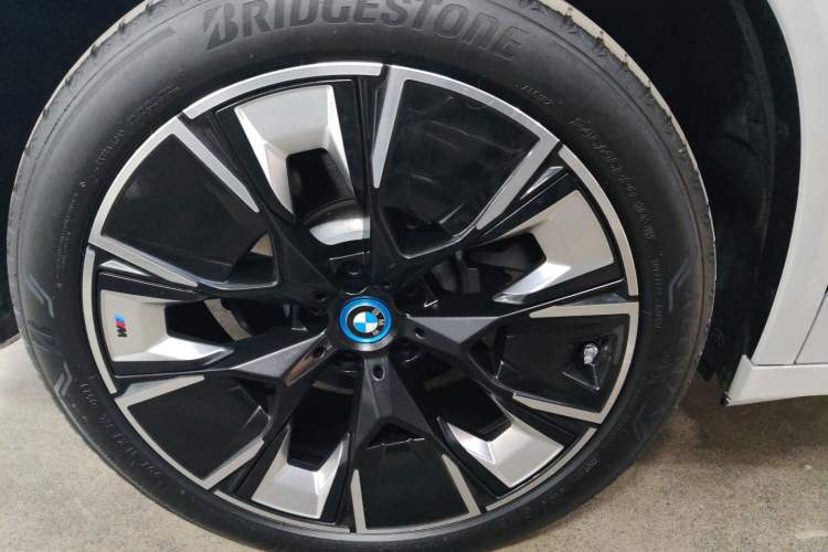 Used BMW iX3 2023 Leading Type
